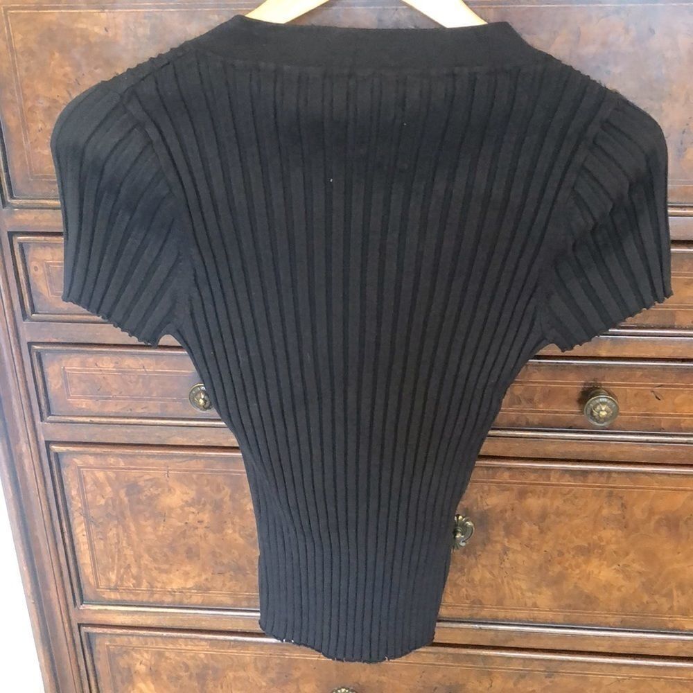 Worthington woman’s black ribbed short sleeve shirt - Picture 4 of 6